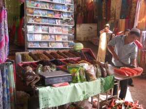 Jiaohe Man Selling Raisins in Turpan Area
