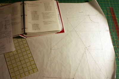 Pattern drafting as exercise in geometry