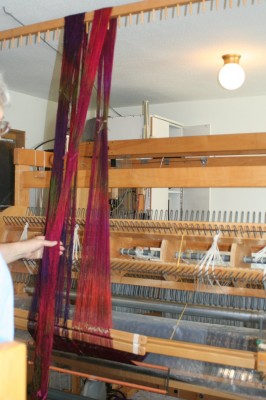Warping using a warping valet (also called a trapeze)