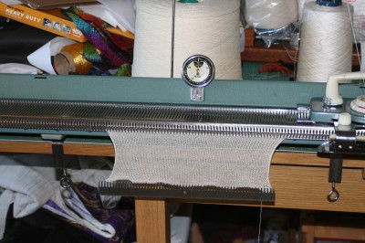 Stockinette stitch on knitting machine