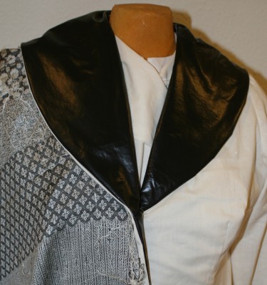 jacket muslin, with a diamond pattern